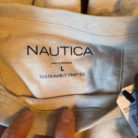 COPY - Men’s size L Nautica tee - Picture 8 of 10